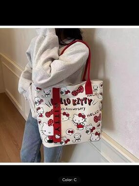 Hello Kitty White Tote with Red Accents!! ❤️🖤
